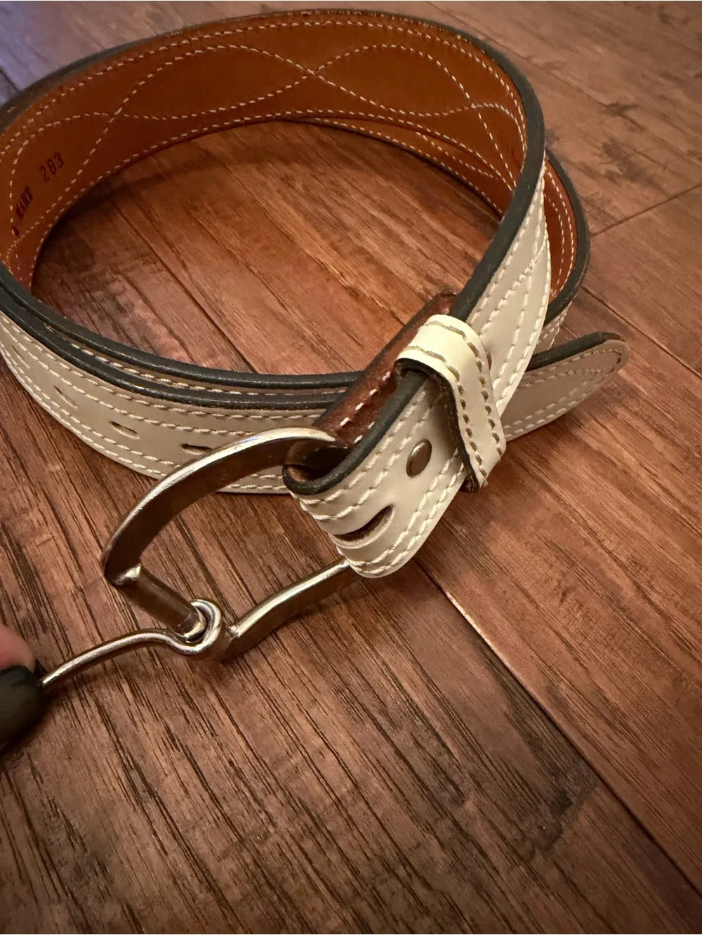 Vintage Genuine Leather Hand Finished White K-Mart Unisex 42-44 Belt